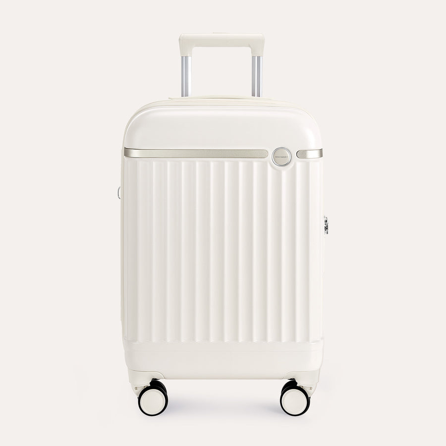 Roamer Expandable 20" Carry On Luggage