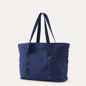 Zoraesque 18L-20L Tote