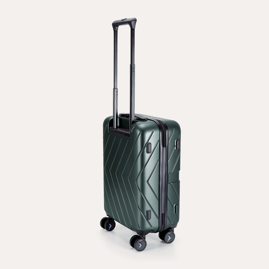 Daren 20 Inch Lightweight Hardside Carry-On Suitcase