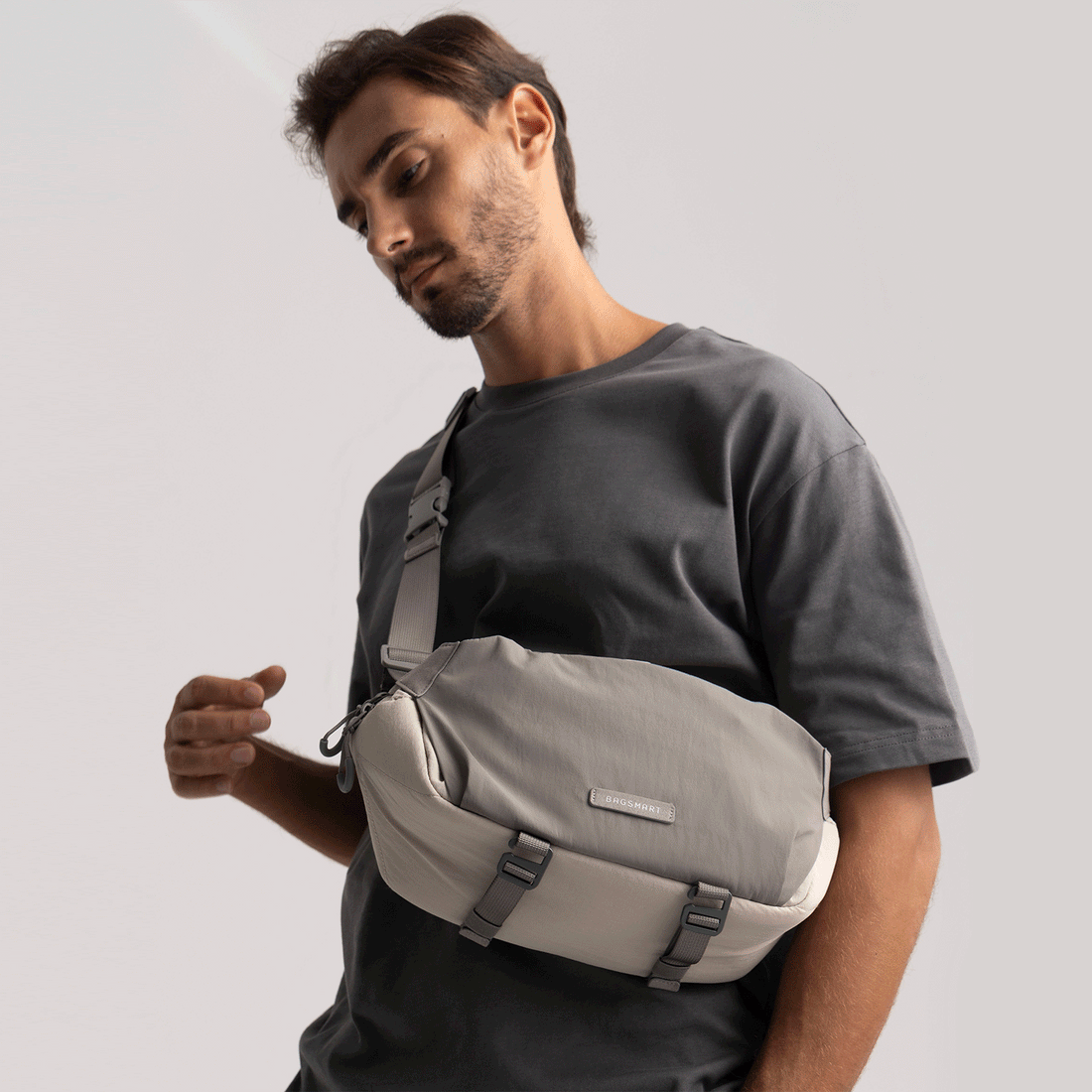 Soar 6L Camera Sling Bag With Tripod Holder BAGSMART soar-6l-camera-sling-bag-with-tripod-holder-bagsmart